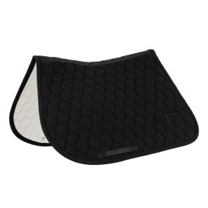 Jumping saddle pad with onion quilting