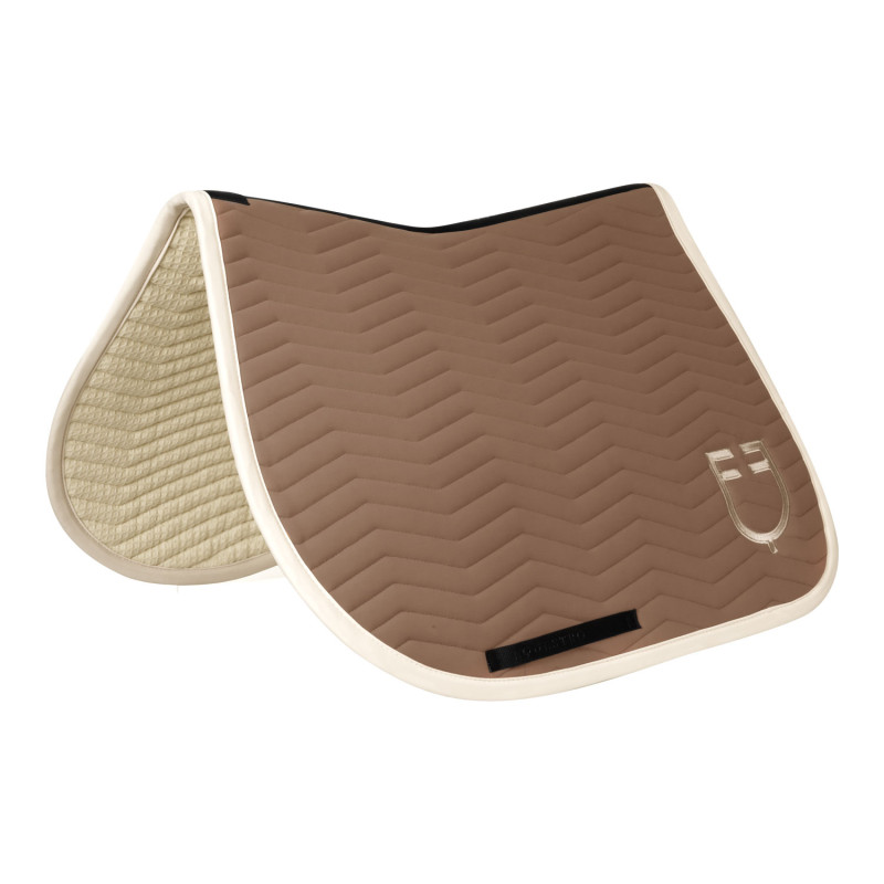 Wave Quilting jumping saddle pad in technical fabric